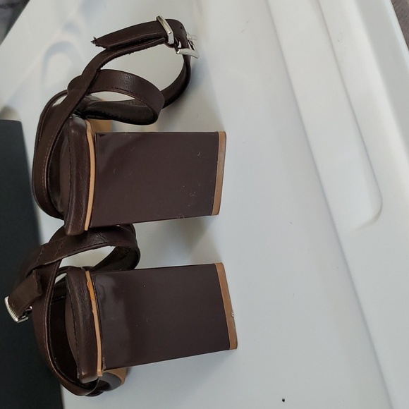 Size 7 Gabrielle Union Heels - Picture 3 of 4